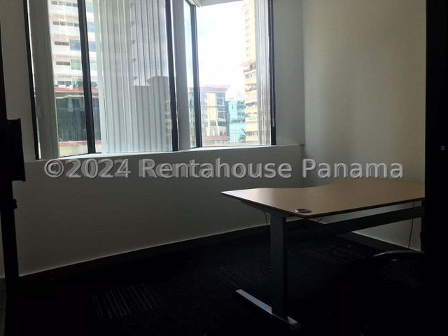 Convenient Commercial Office